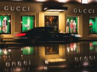 Gucci: Từ thương hiệu đồ da đến thành công thời trang kỹ thuật số (Phần 2)