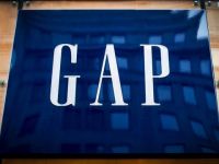 Gap: Cú trượt dài của biểu tượng thời trang nước Mỹ