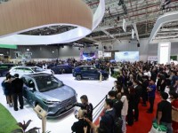 Vietnam Motor Show 2024 chính thức khai mạc với chủ đề “Công nghệ mở tương lai xanh”