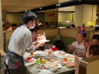 Chiến lược Marketing ngành F&B: Bài học từ Haidilao, Pizza 4P’s và The Gangs