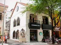 Cửa hàng Starbucks đóng cửa thì sao?