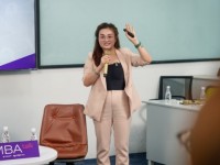 Ứng dụng EQ trong bán hàng B2B