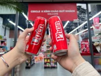 Coca-Cola tái khởi động chiến dịch “Share A Coke” tại Việt Nam với thông điệp “Từ cái tên, mình kết nối”