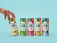 Coca-Cola bước vào cuộc đua soda prebiotic với Simply Pop